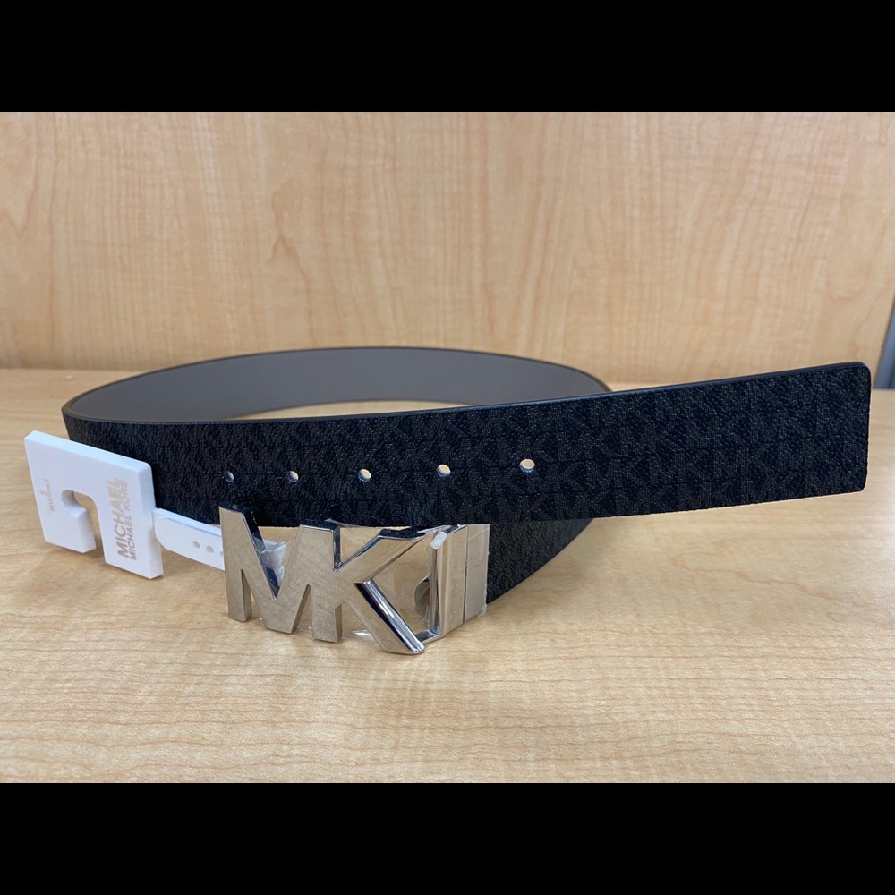Belts - Picture 2 of 5